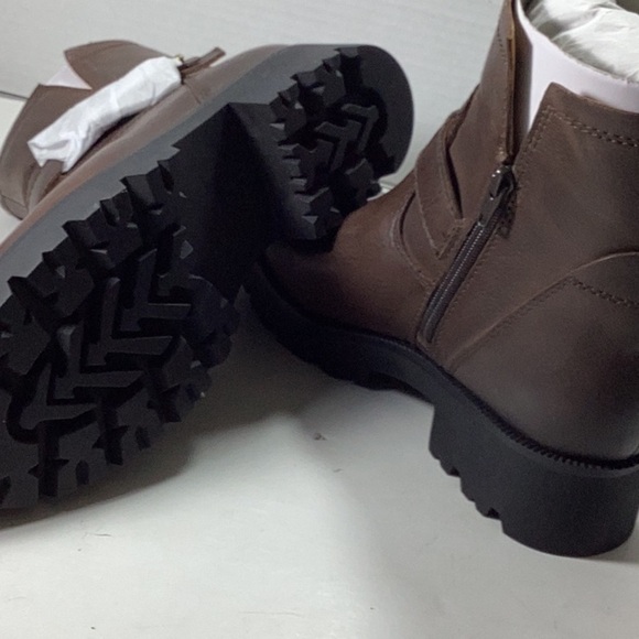 Zodiac Miller Bootie - Picture 9 of 10